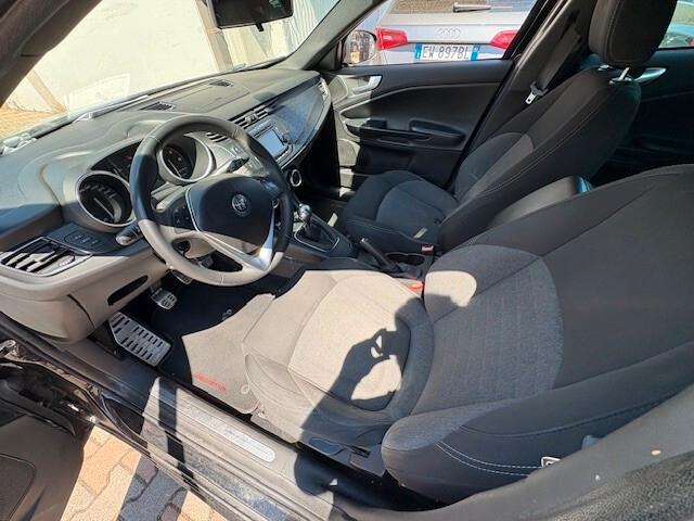 Alfa Romeo Giulietta 1.6 JTDm 120 CV Sport ALLESTIMENTO QUADRIFOGLIO