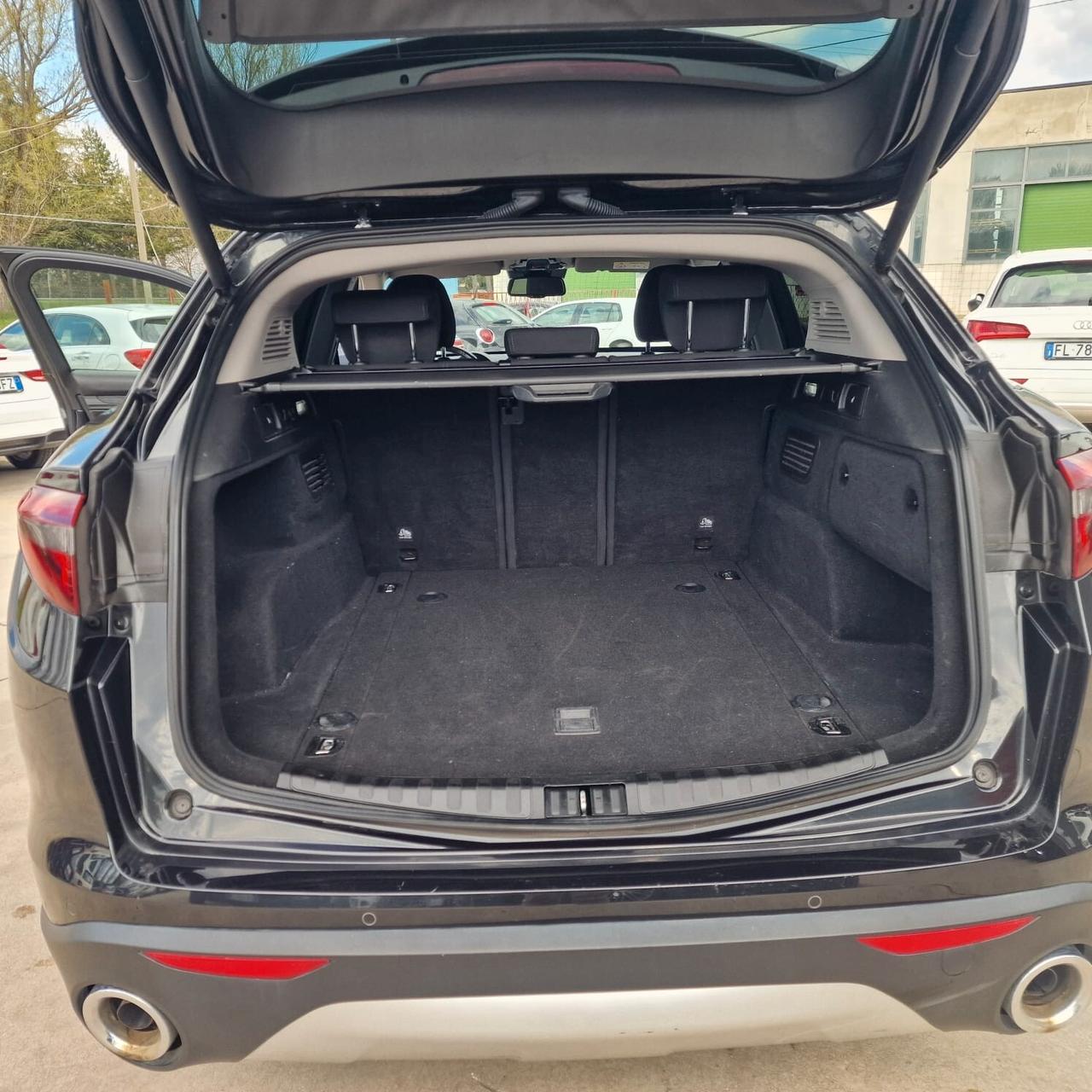 Alfa Romeo Stelvio 2.2 Turbodiesel 160 CV N1 AUTOCARRO 5 POSTI UNIPROPRIETARIO