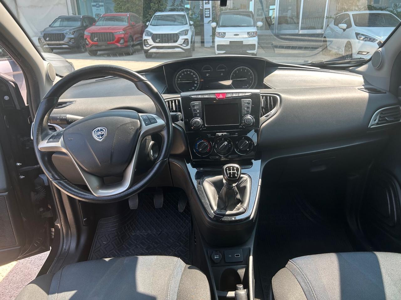 Lancia Ypsilon 1.2 69 CV 5 porte GPL Ecochic Gold