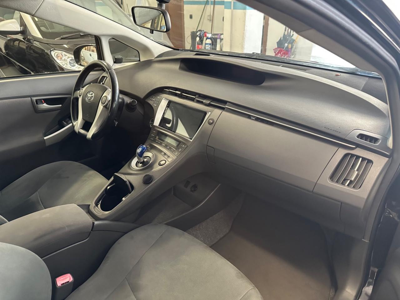 Toyota Prius 1.8 Executive - Autonavigli