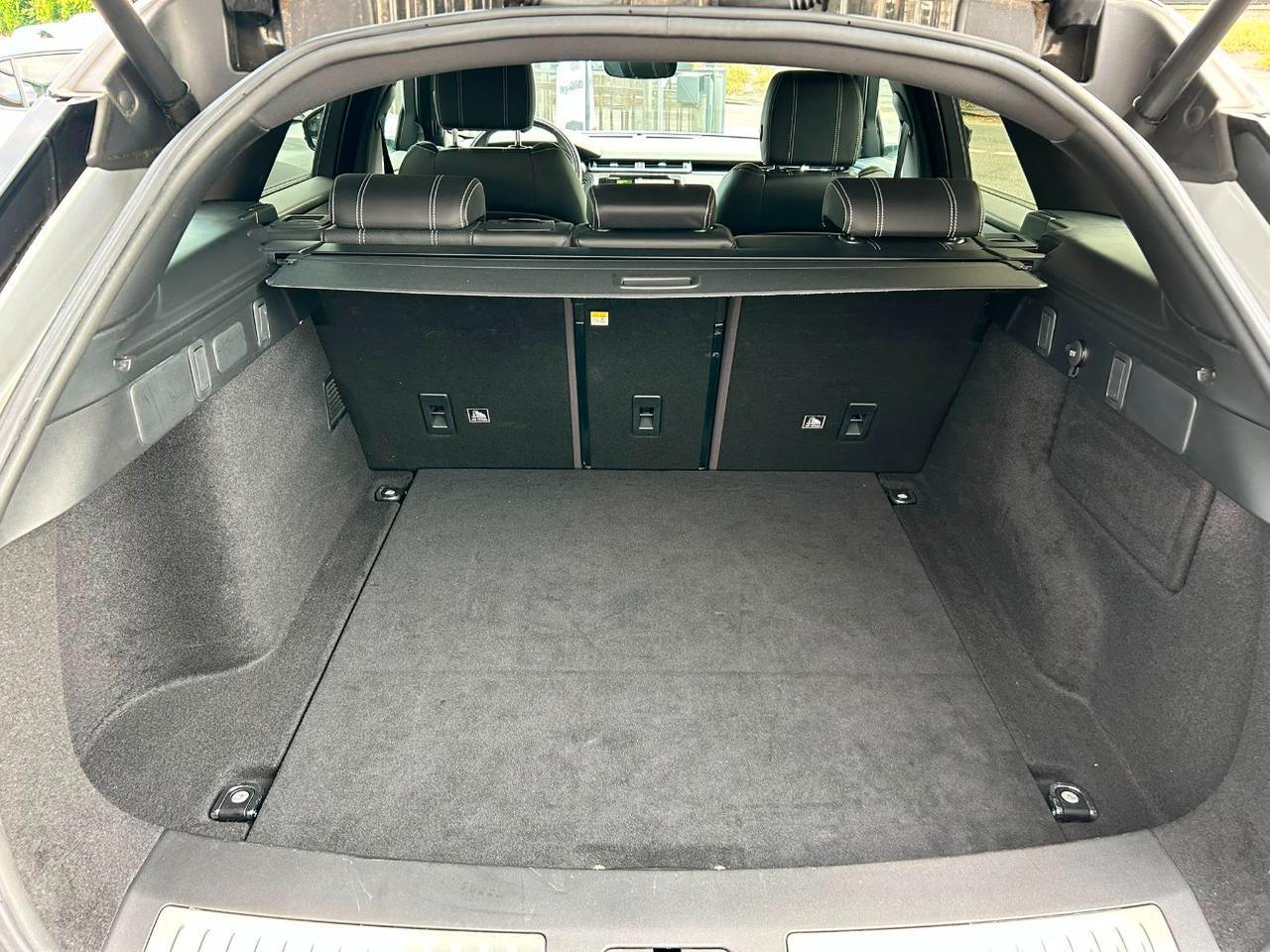 LAND ROVER Range Rover Velar 2.0D I4 240 CV R-Dynamic SE
