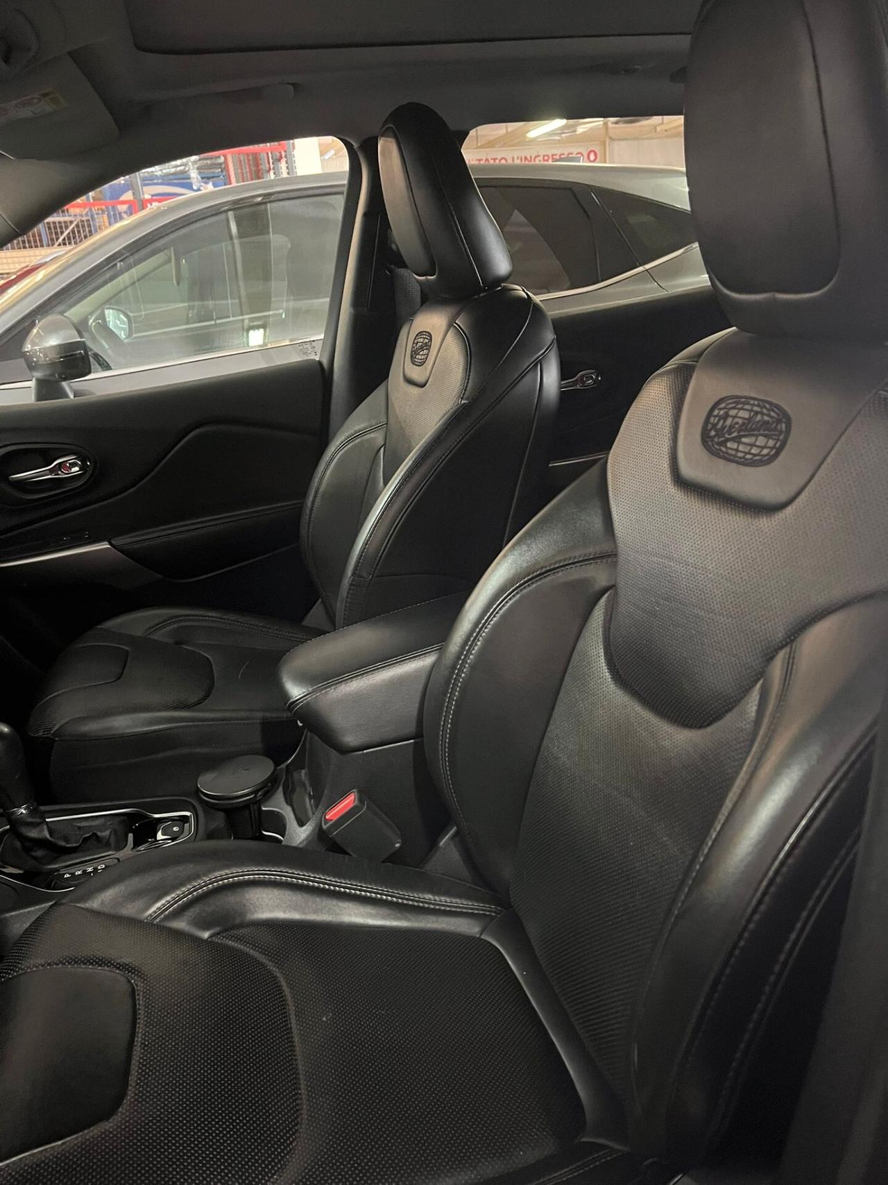 Jeep Cherokee 2.2 Mjt II 4WD Active Drive I Overland