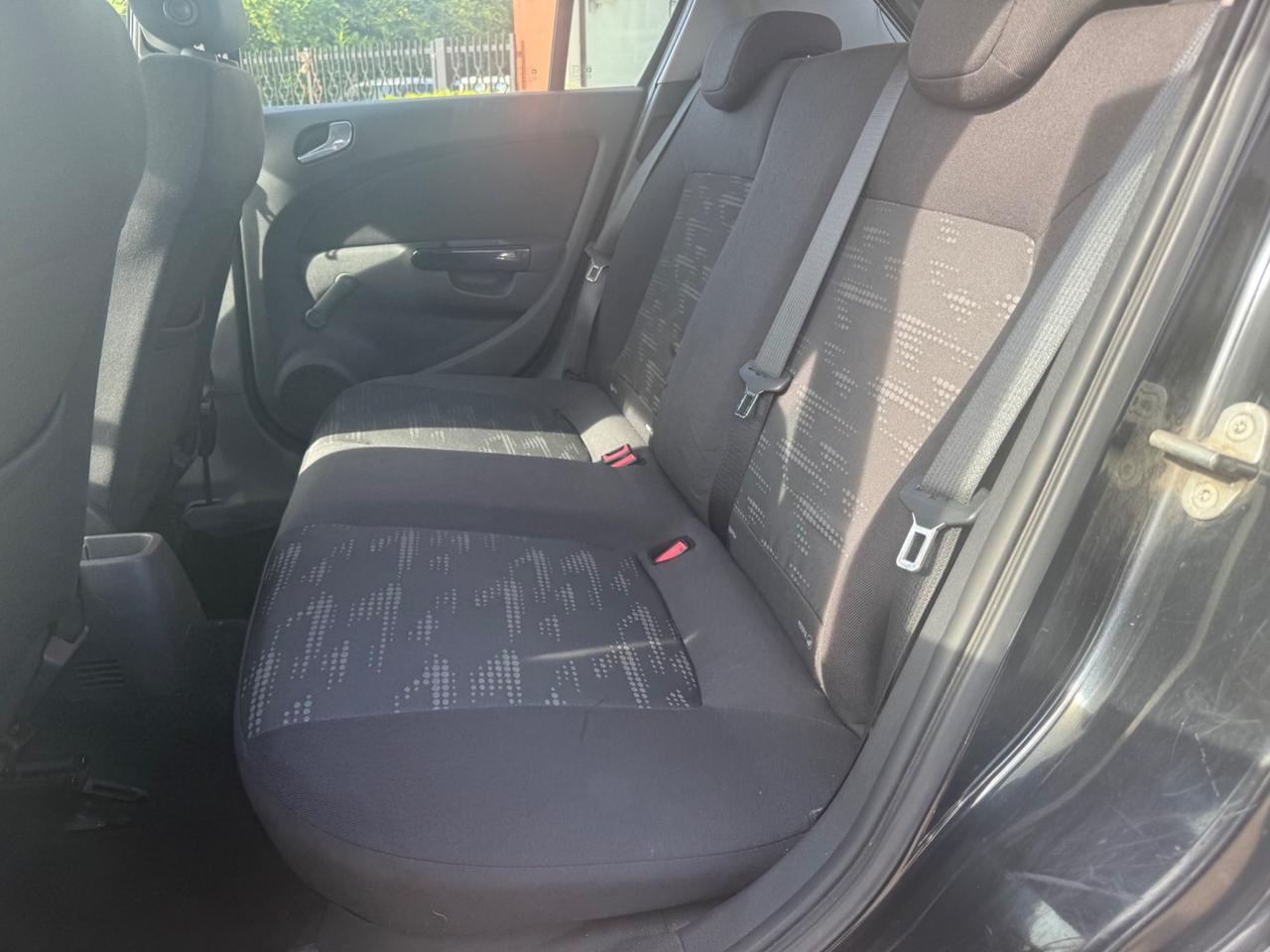 Opel Corsa 1.2 5 porte Cosmo