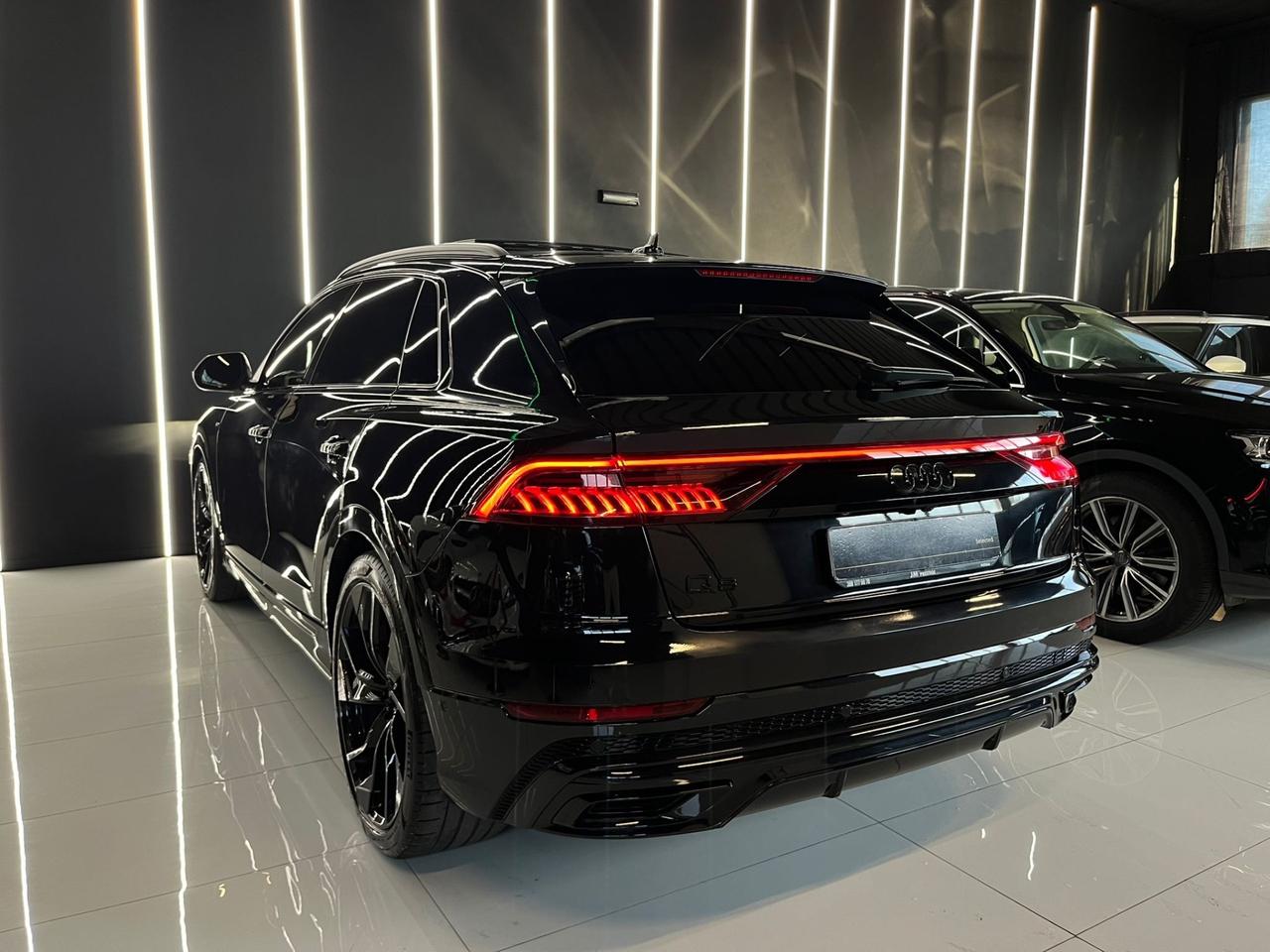 Audi Q8 50 TDI 286 CV quattro tiptronic S-Line TETTO FULL OPTIONAL IVA DEDUCIBILE