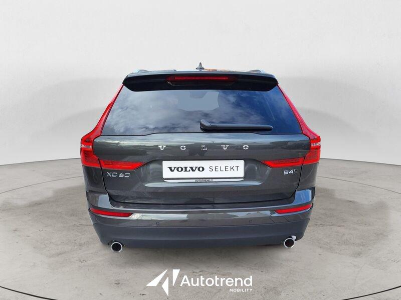 Volvo XC60 B4 197+14 CV AWD Automatica NAVI LED Momentum Pro