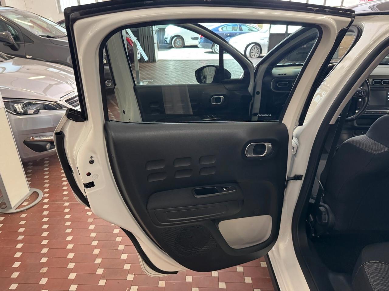 Citroen C3 PureTech 110 S&S EAT6 Shine - CAMBIO AUTOMATICO