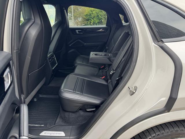 PORSCHE Cayenne Coupé 3.0 V6 E-Hybrid FULL OPT.