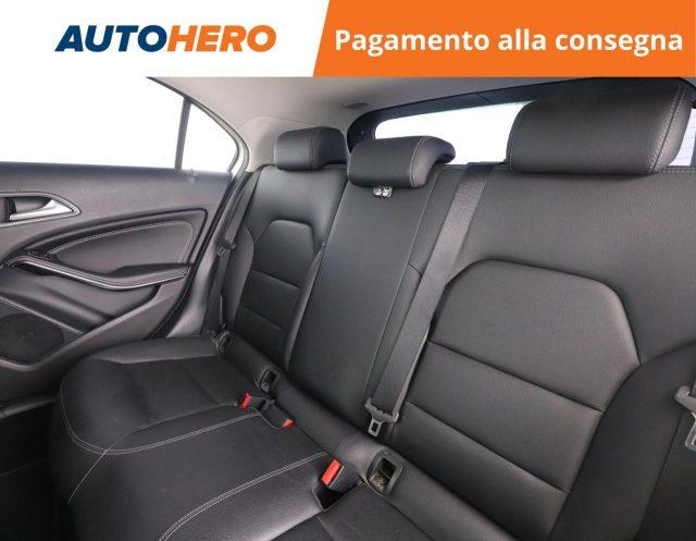 MERCEDES-BENZ A 180 Executive