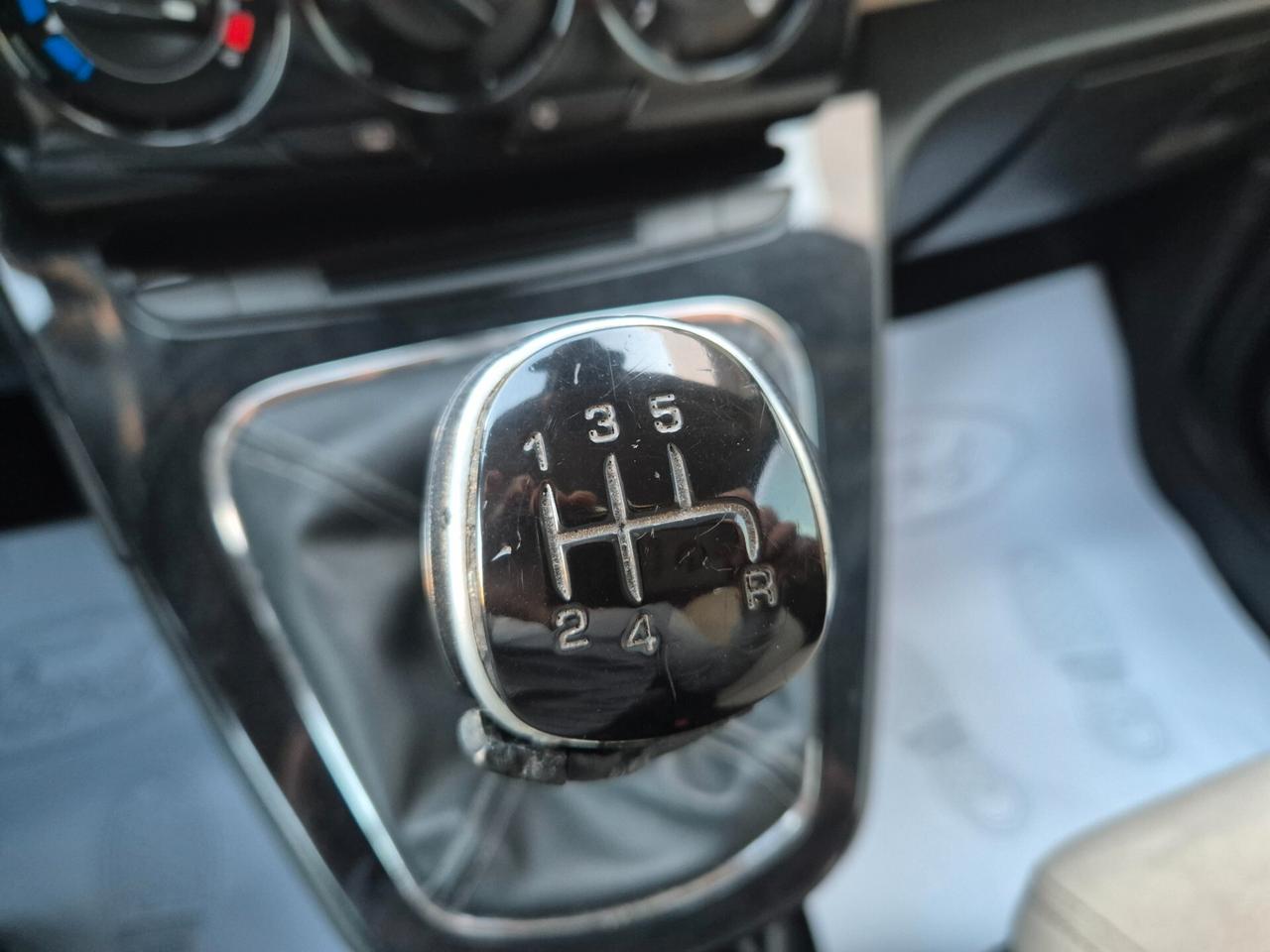 Lancia Ypsilon 1.2 69 CV 5 porte GPL Ecochic Gold