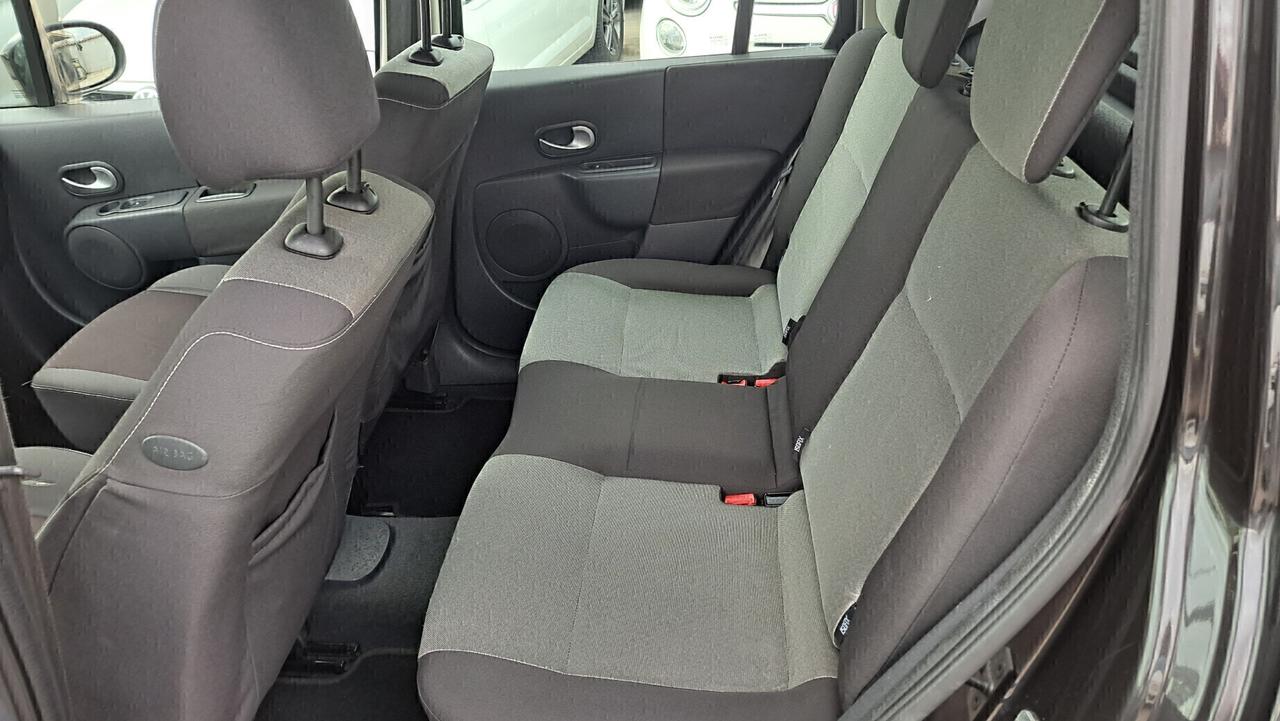 Renault Modus Grand Modus 1.2 16V TCE