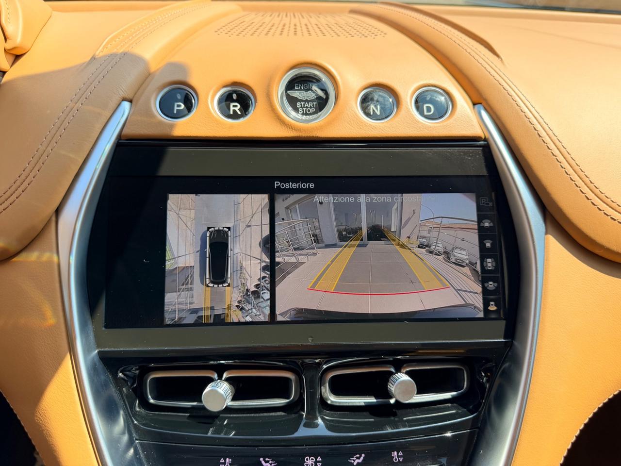 Aston Martin DBX in garanzia