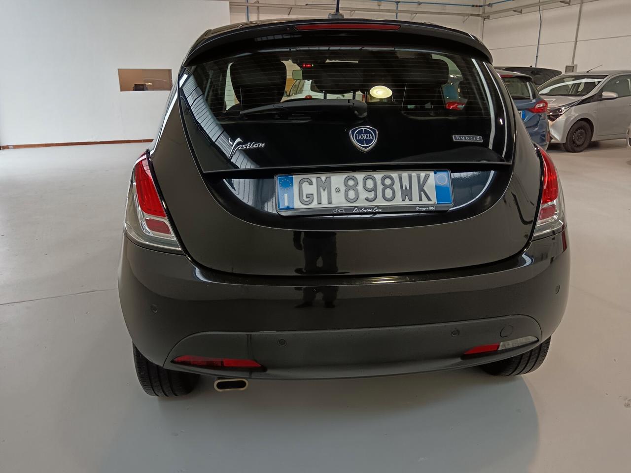 Lancia Ypsilon 1.0 FireFly 5 porte S&S Hybrid Ecochic Gold