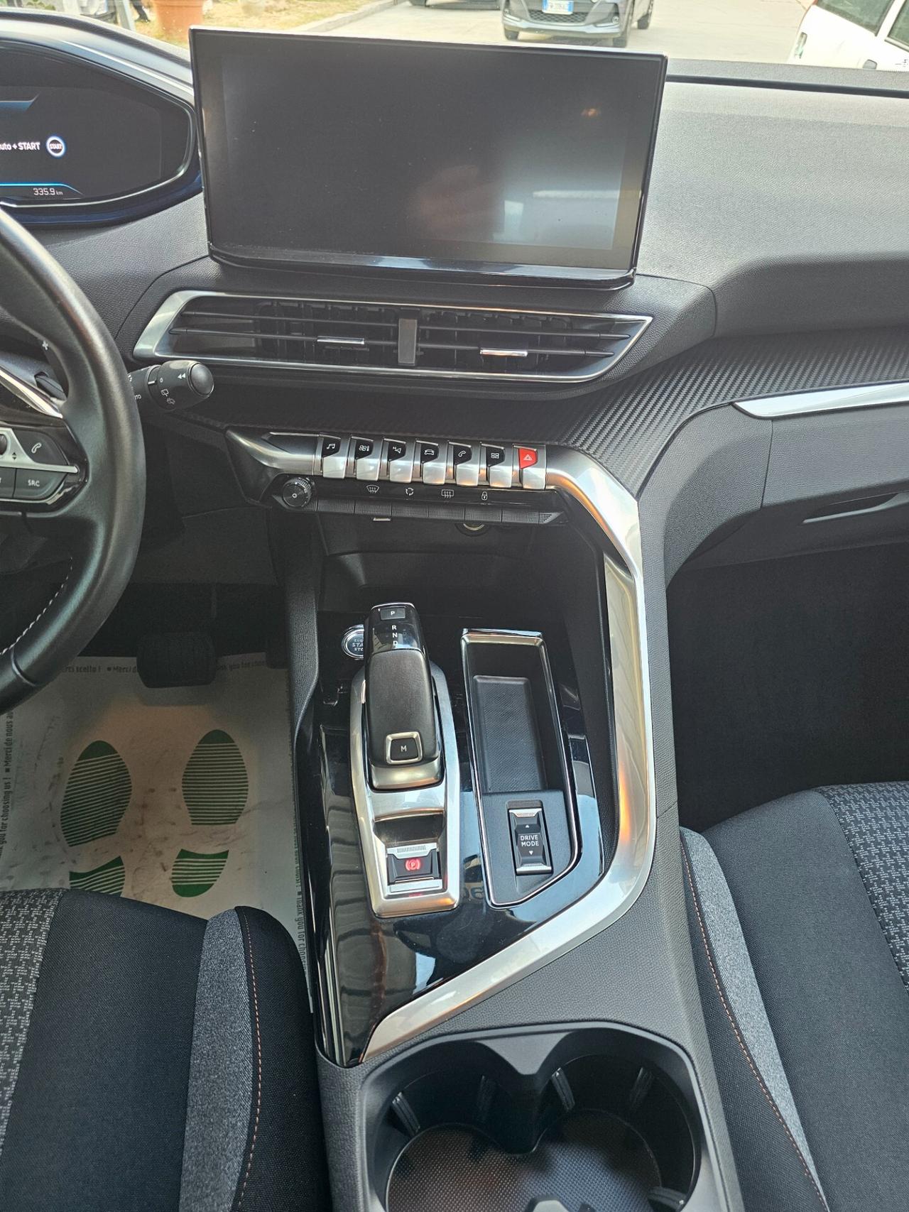 Peugeot 3008 BlueHDi 130 S&S EAT8 Active Pack