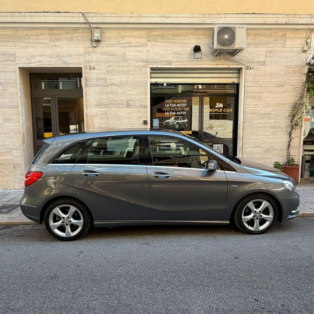 Mercedes B 180 CDI - 109CV