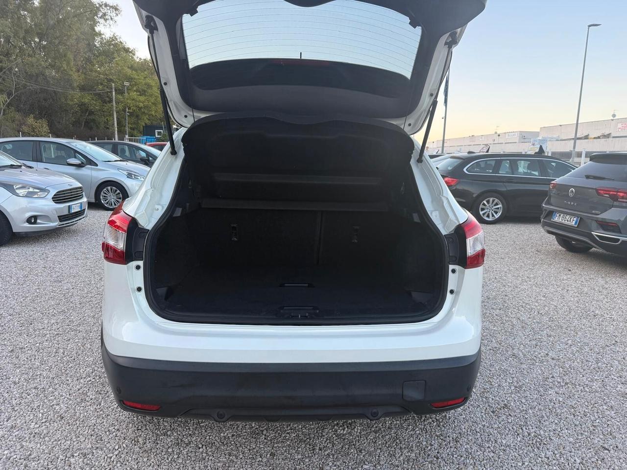Nissan Qashqai 1.6 dCi 4WD Visia