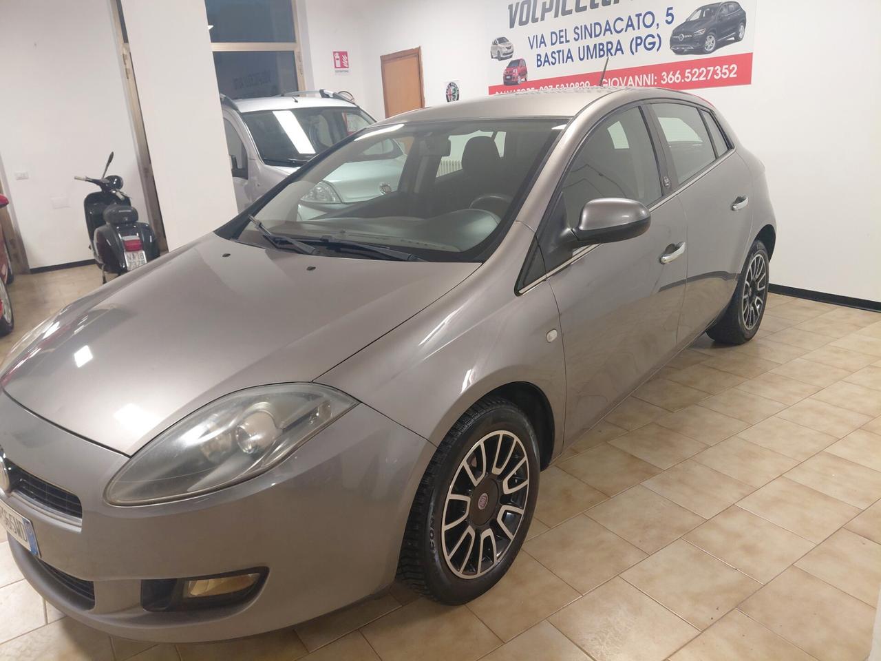 FIAT BRAVO ANNO 2011 DS 1.6 CV 120 ADATTA NEOPATENTATI KM 100 MILA