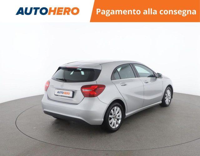 MERCEDES-BENZ A 160 d Automatic Business