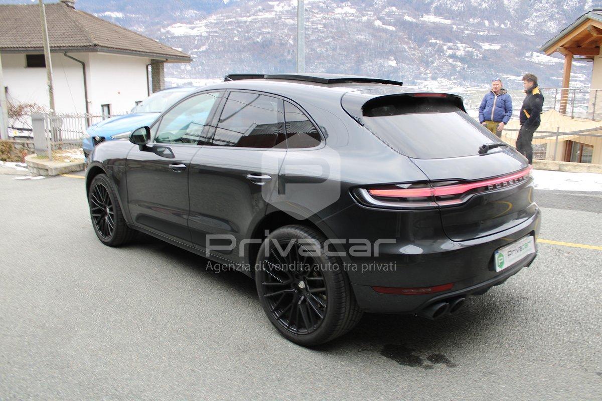 PORSCHE Macan 2.0