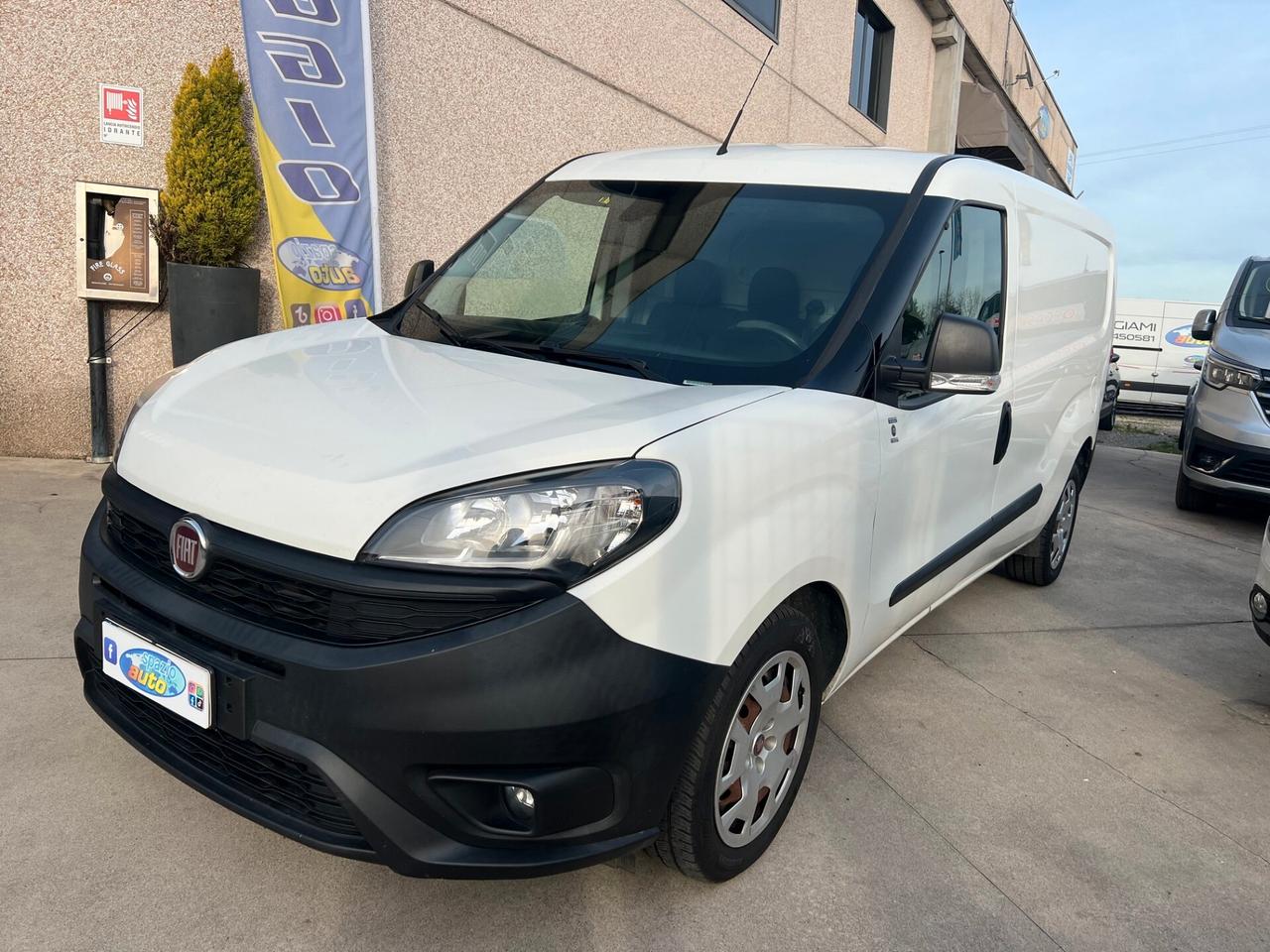 Fiat Doblo Doblò 1.6 MJT 105CV S&S PL-TN Cargo Maxi Lounge / IVA ESCLUSA 3 POSTI