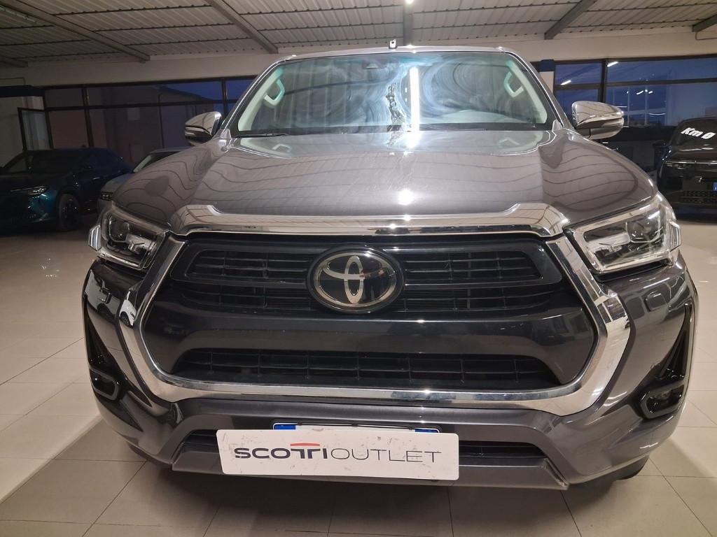 TOYOTA Hilux 2.4 d-4d C&C 4x4 Double cab Executive