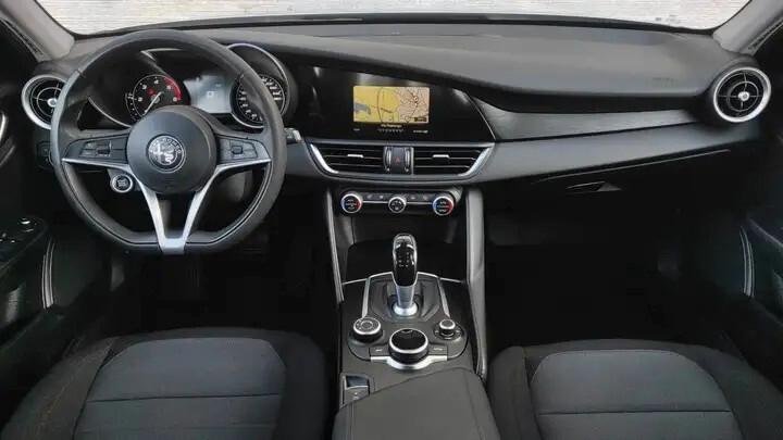 Alfa Romeo Giulia 2.2 Turbodiesel 150 CV AT8 Business