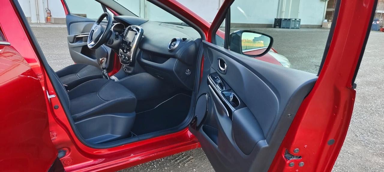 Renault Clio 0.9 TCe 12V 90CV 5 porte Costume National