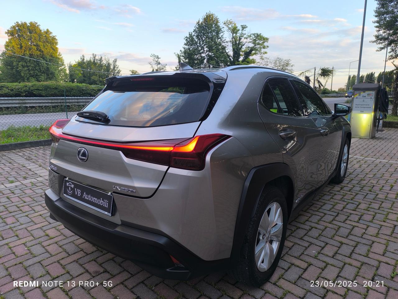 Lexus UX Hybrid Business Full Optional