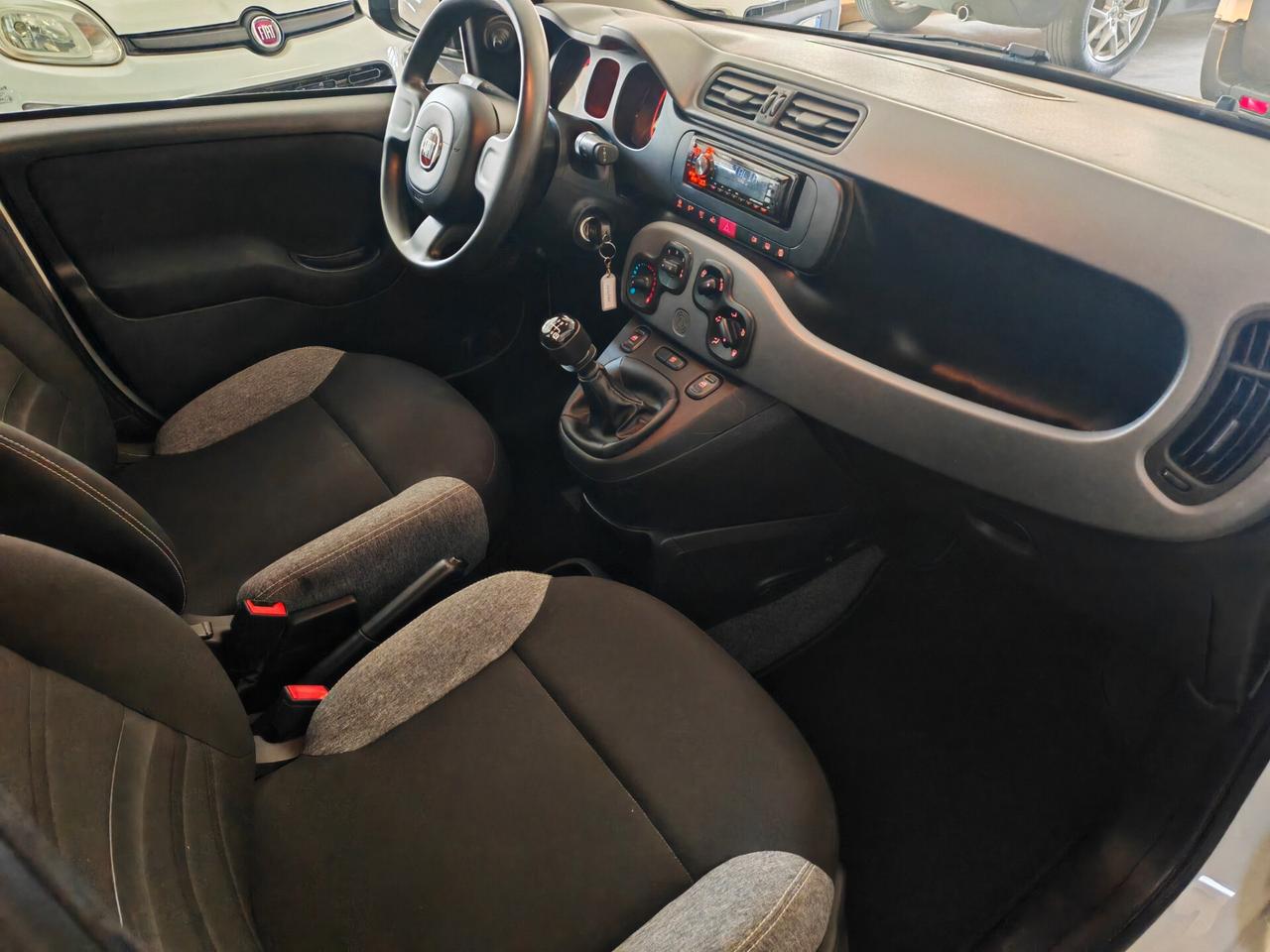 Fiat Panda AUTOCARRO N1 4 posti Van Hybrid City Cross
