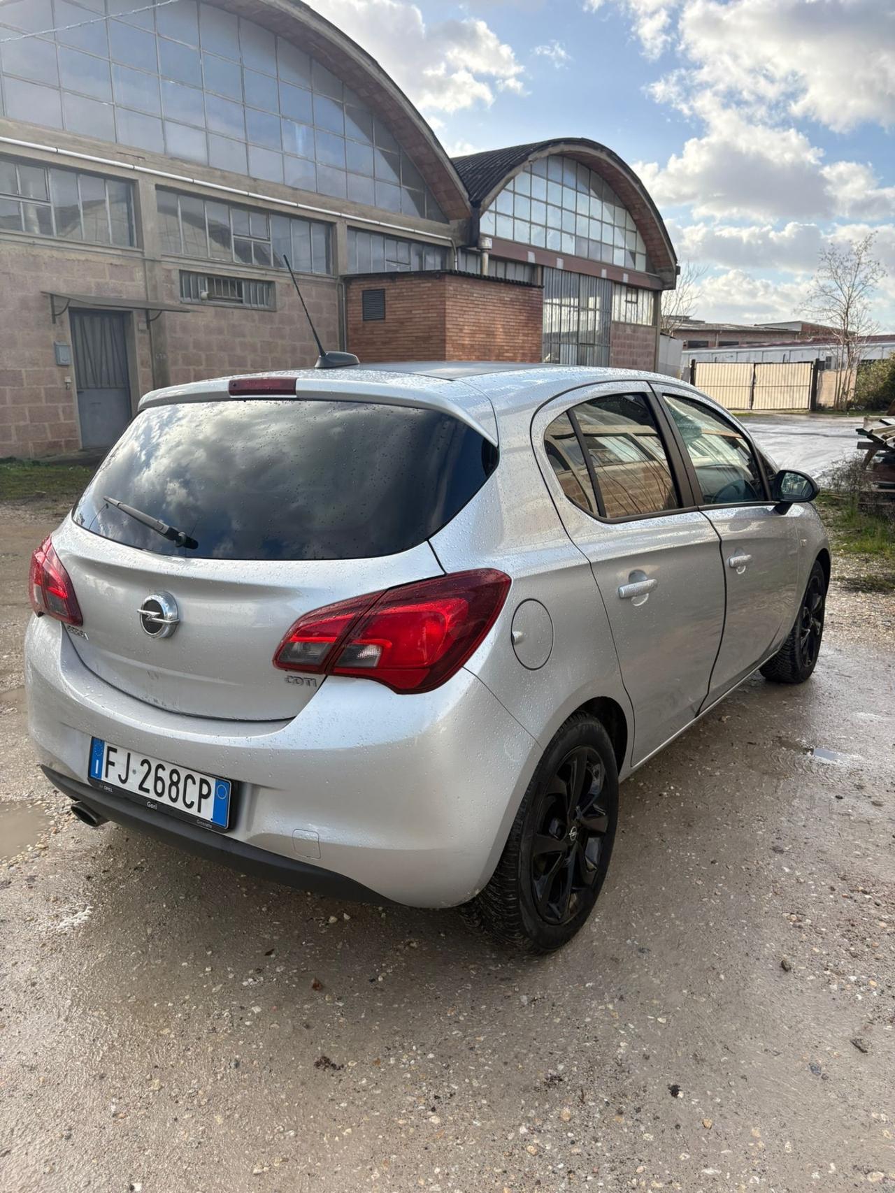 Opel Corsa 1.3 CDTI Coupé b-Color