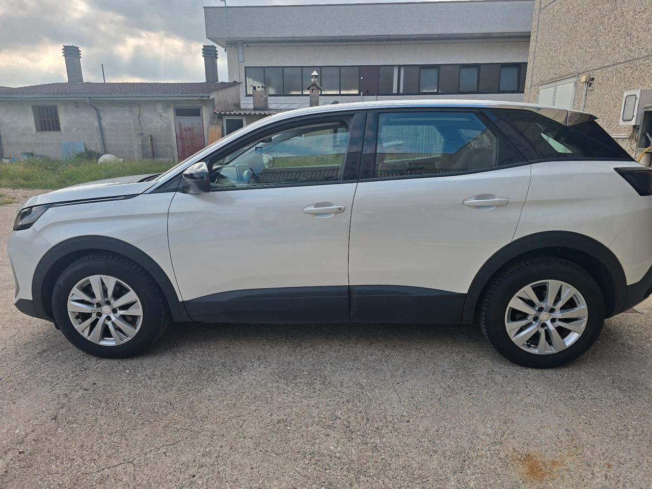 Peugeot 3008 BlueHDi 130 S&S Active Pack