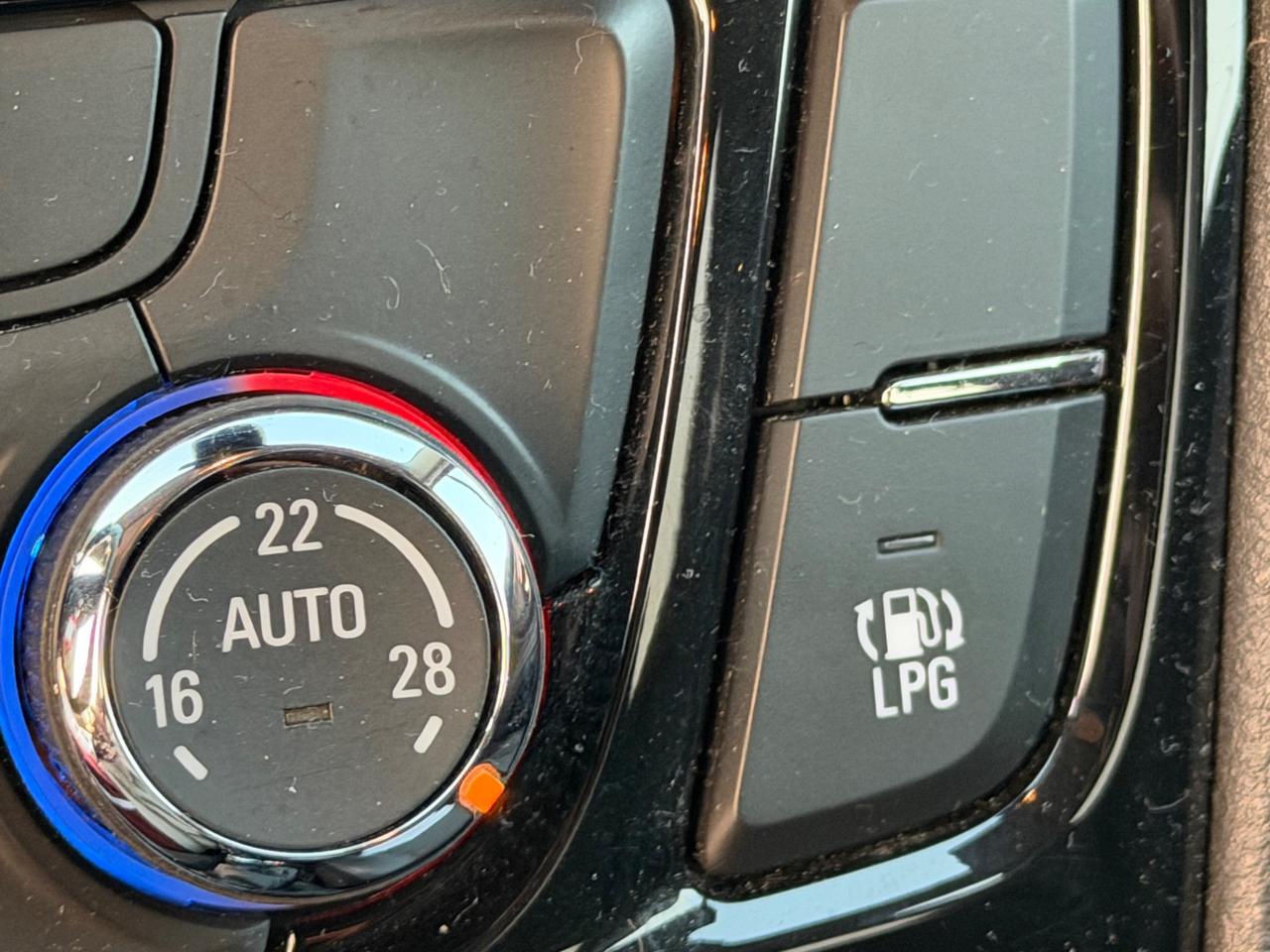 Opel Mokka X 1.4 Turbo GPL Tech 140CV 4x2 Innovation