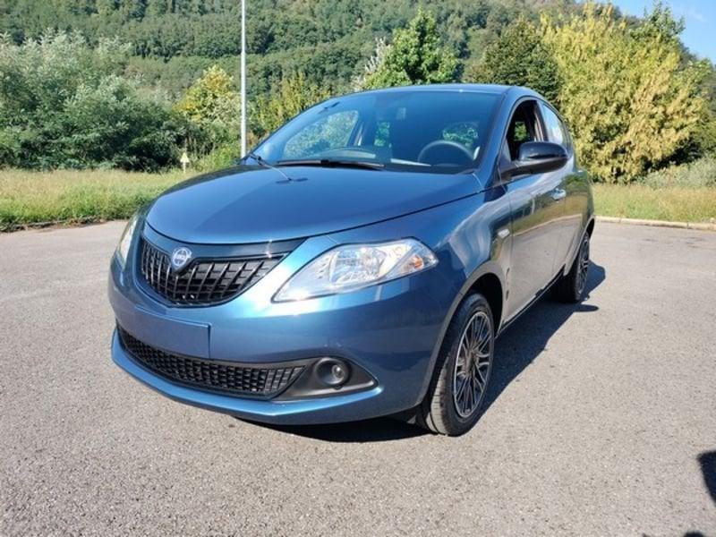 Lancia Ypsilon 1.0 FireFly 5 porte S&S Hybrid Oro