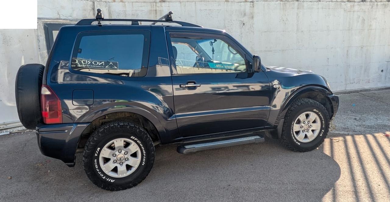 Mitsubishi Pajero 2.5 TDI 3p. GLX