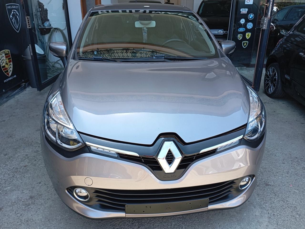Renault Clio 5P 1.2 TCe 120CV Energy Intens Aut.