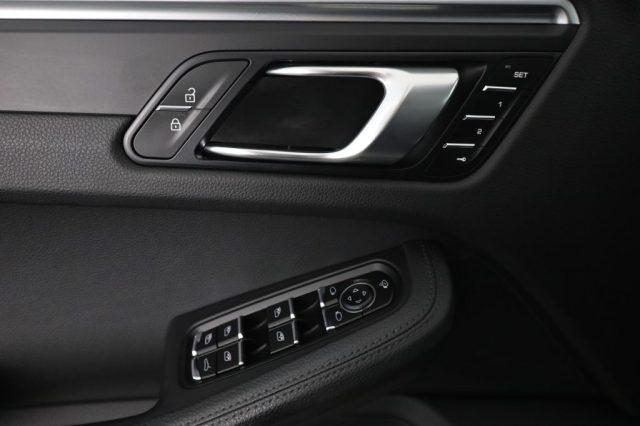 PORSCHE Macan Macan 2.0