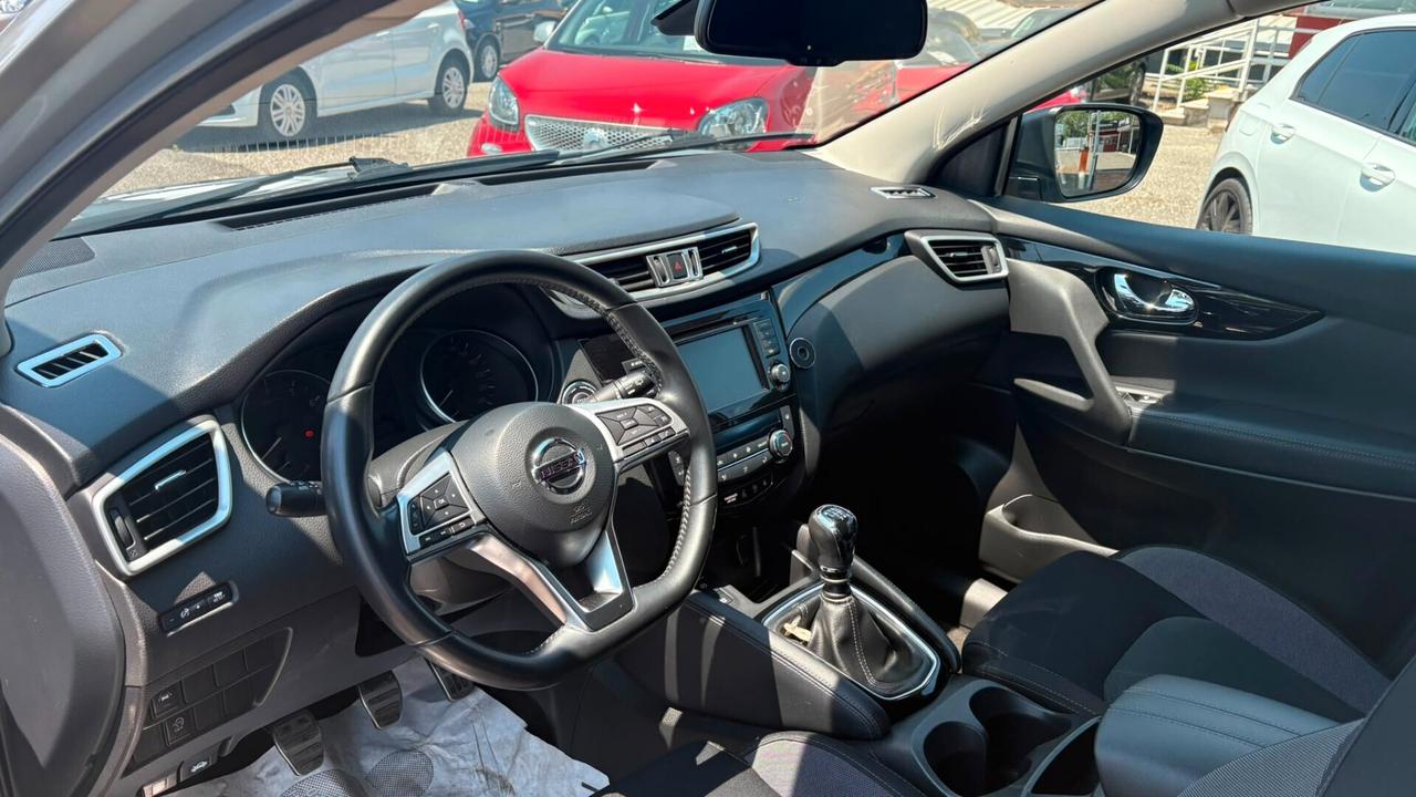 Nissan Qashqai 1.3 DIG-T 140 CV Tekna
