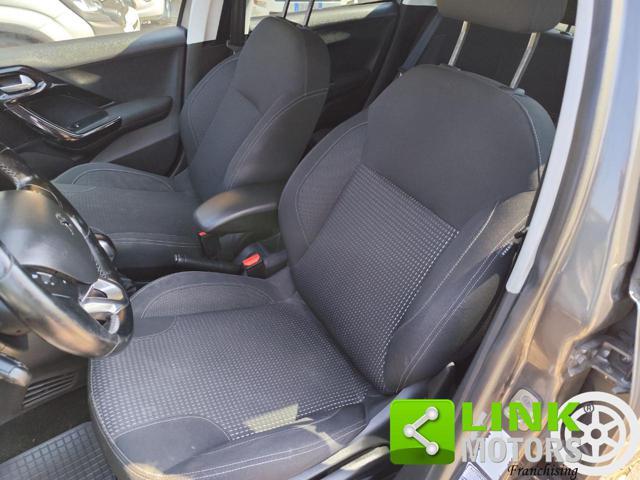 PEUGEOT 208 1° serie PureTech 82 5 p. Allure NEOPAT.GARANZIA