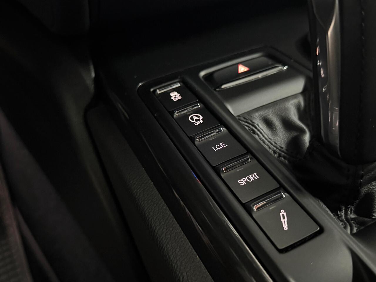 Maserati Ghibli V6 Diesel 275 CV Gransport VERSIONE NERISSIMO/TETTUCCIO