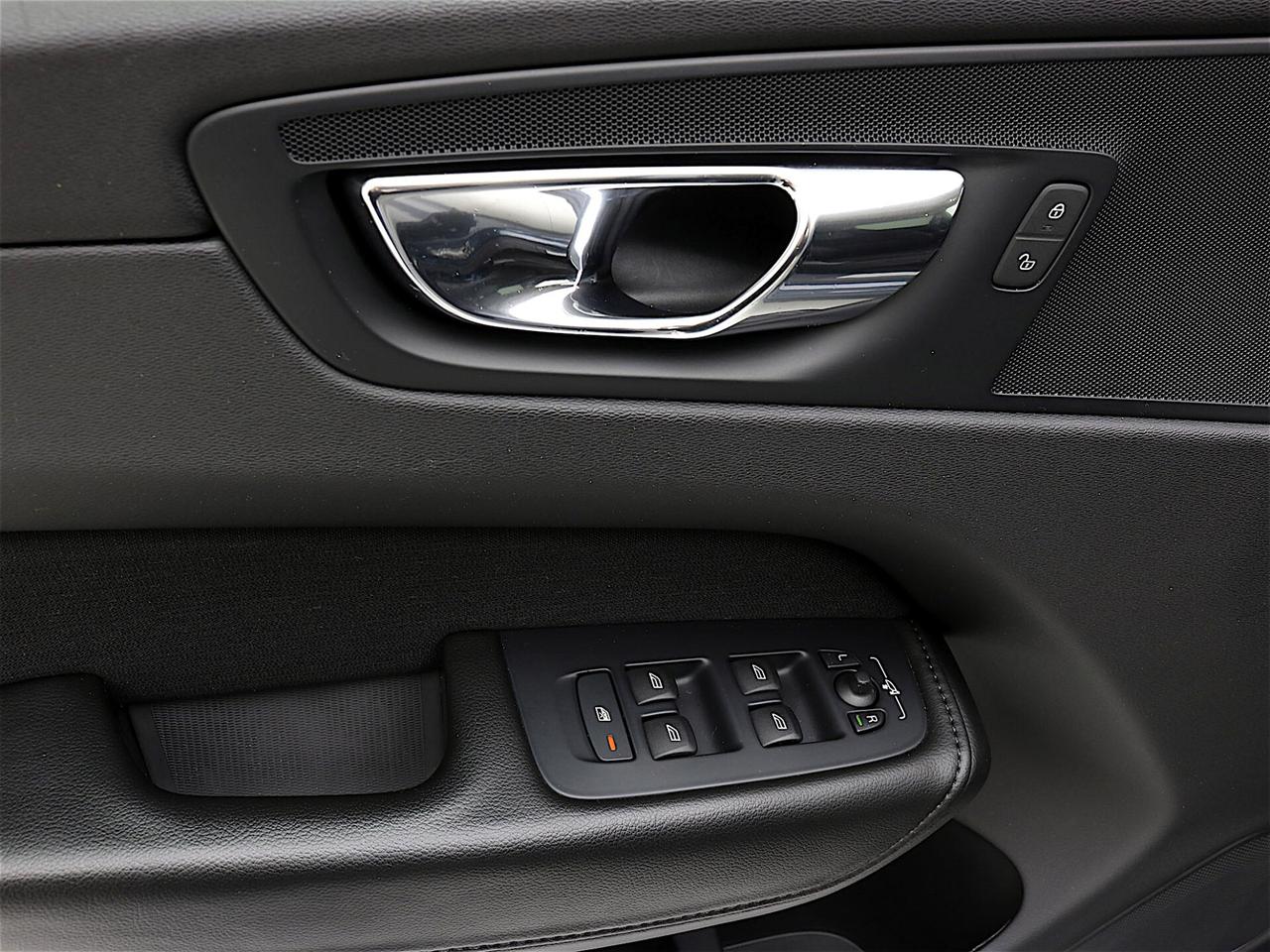 Volvo XC60 2.0 AWD Geartronic TETTO APRIBILE