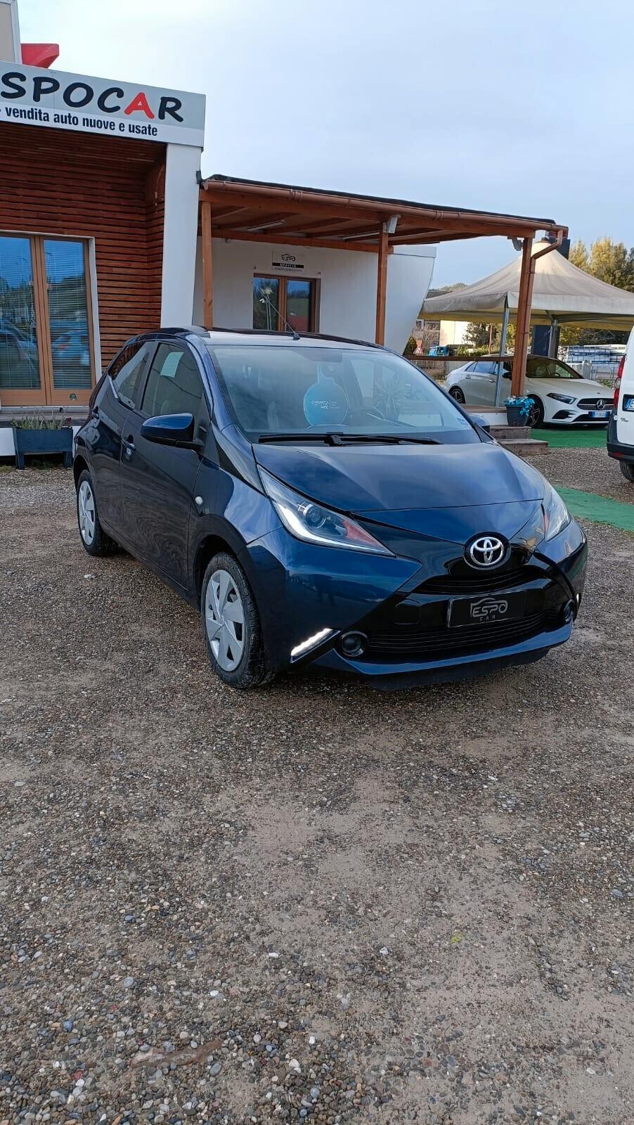 Toyota Aygo 1.0 VVT-i 69 CV 5 porte x-wave
