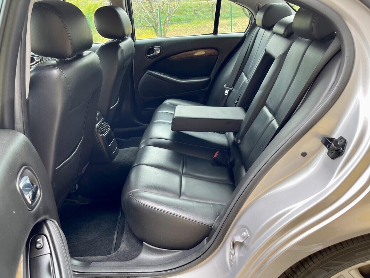 Jaguar S-Type 2.7D 152kw V6 UNICO PROPRIETARIO 12-