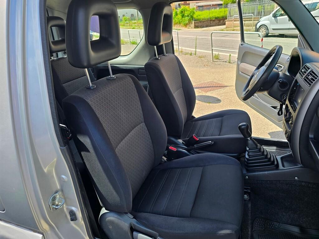 Suzuki Jimny 1.5 DDiS cat 4WD JLX