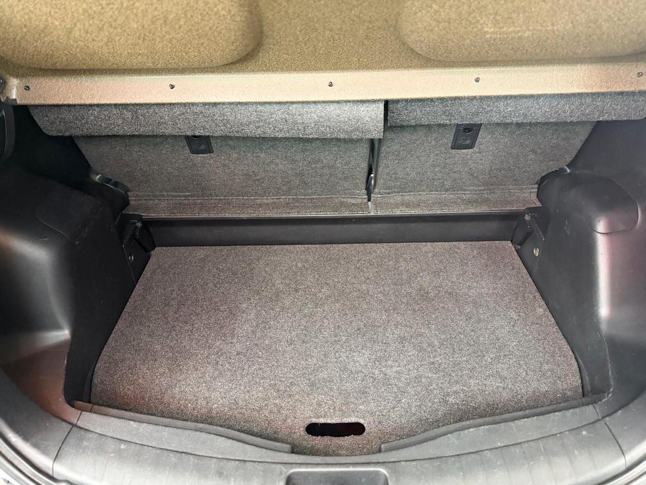 Toyota Verso-S 1.4D MT Active