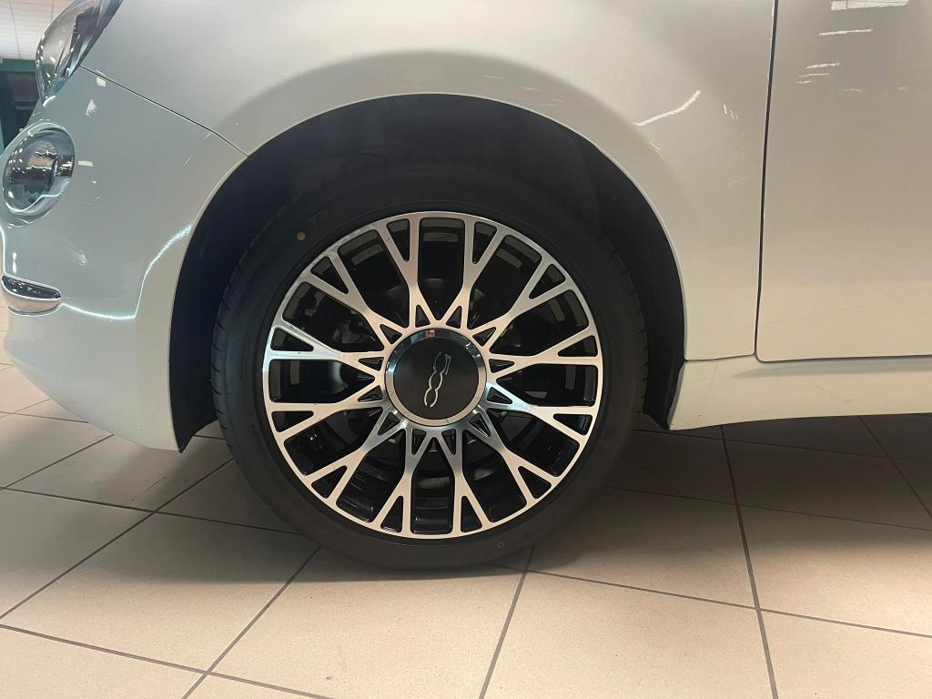 FIAT 500 DOLCEVITA HYBRID