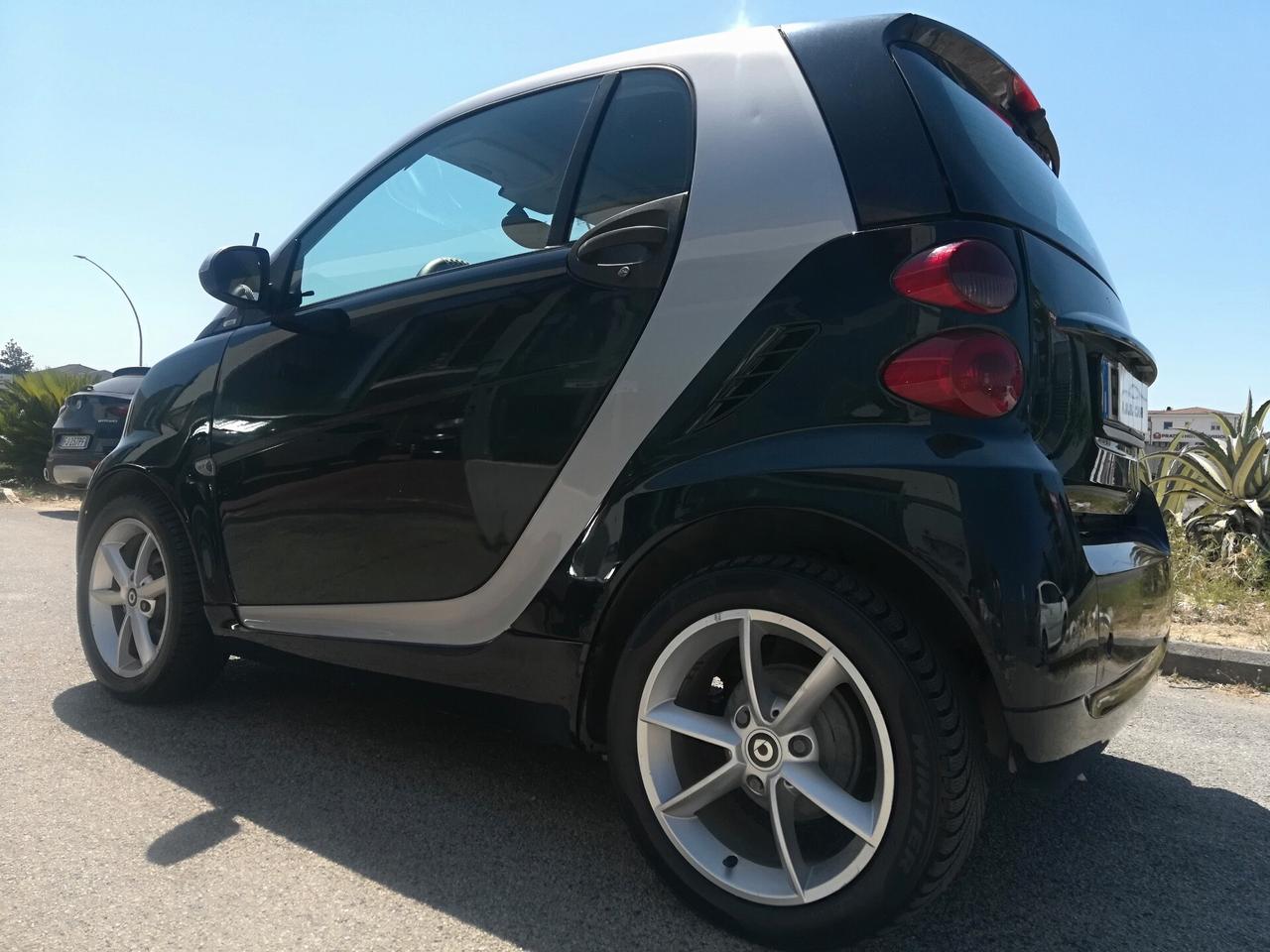 SMART - Fortwo - 800 40 kW coupé pure cdi - ADATTA NEOPATENTATI