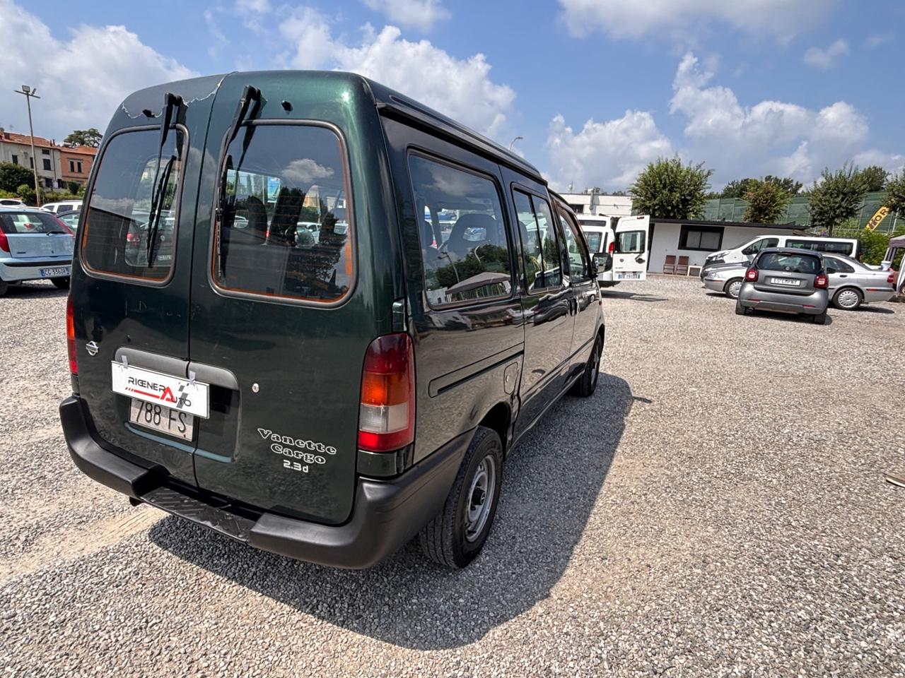 Nissan Vanette 2.3 diesel aspirato 8 posti