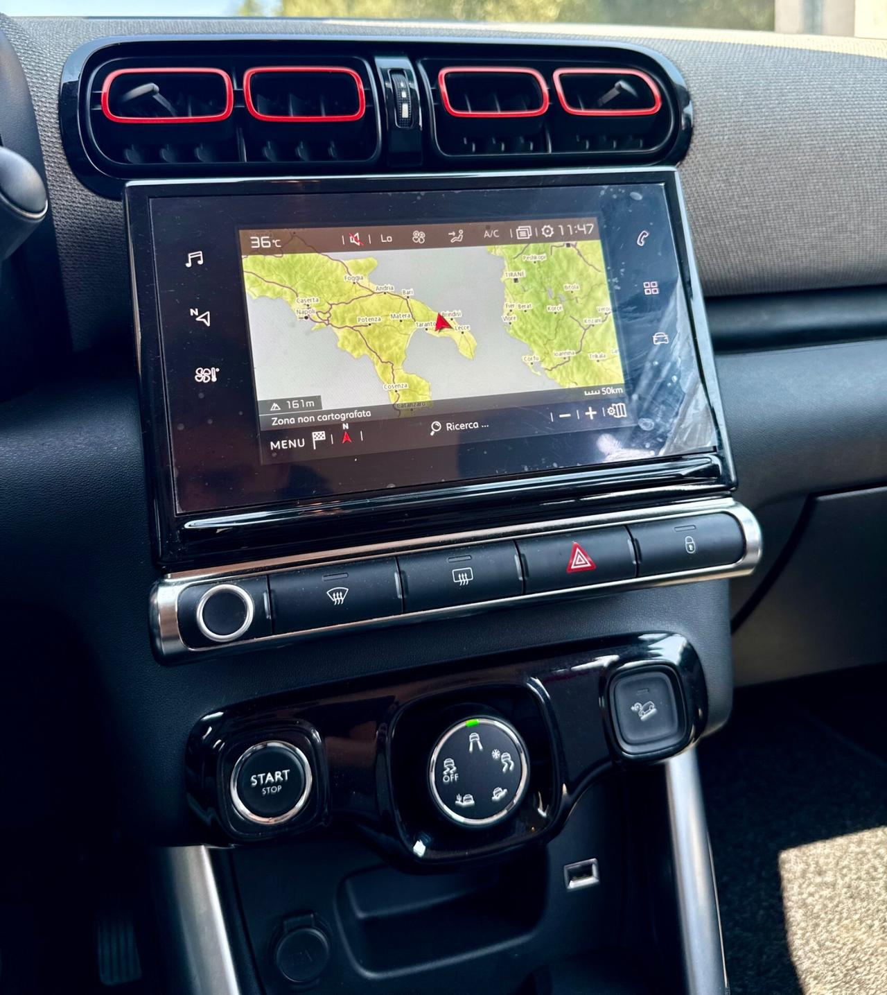Citroen C3 Aircross BlueHDi 100,LED diurni, head-up display,cerchi diamantati,ecc.