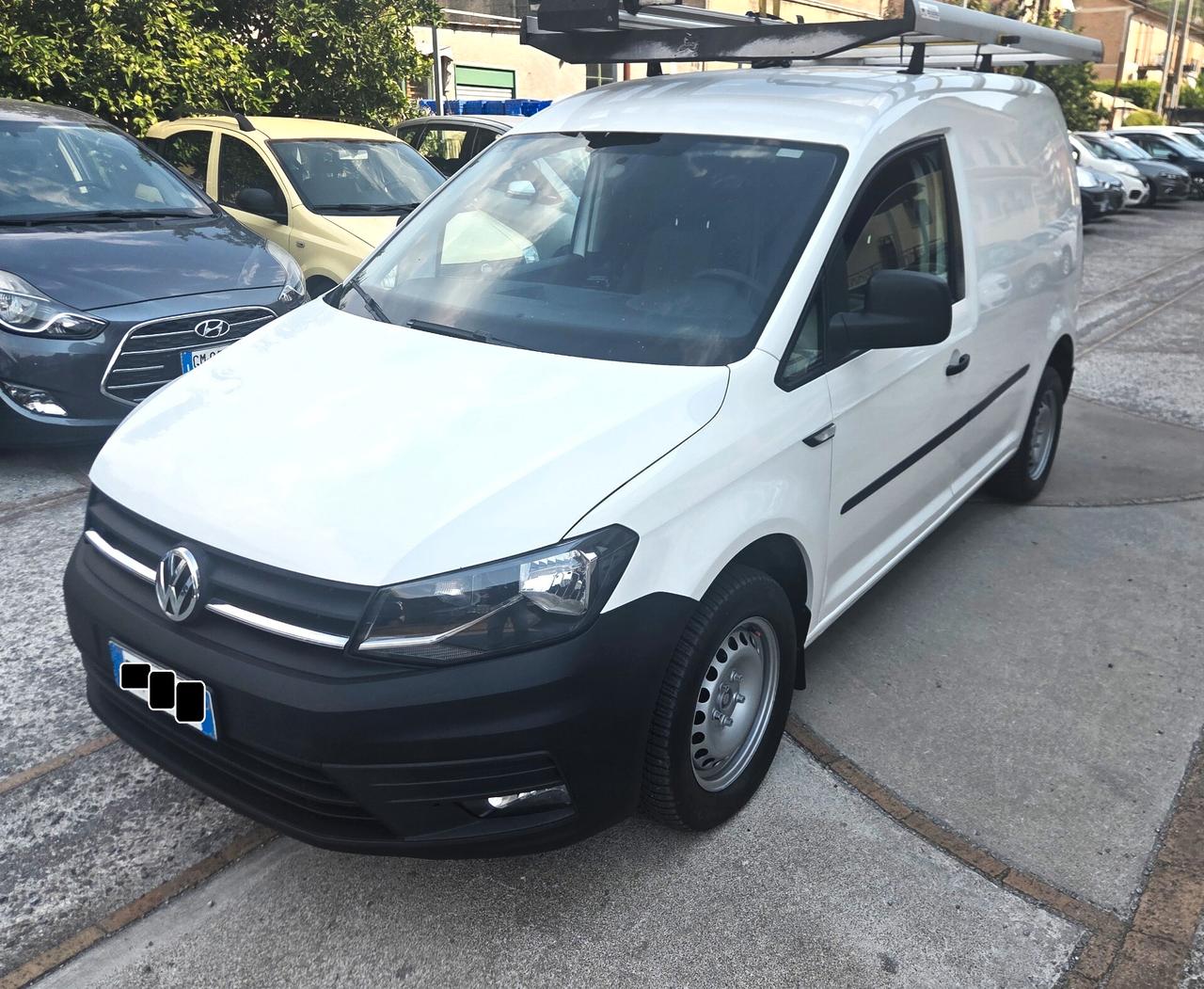 Volkswagen Caddy 4x4 2.0 TDI CON ATTREZZATURA