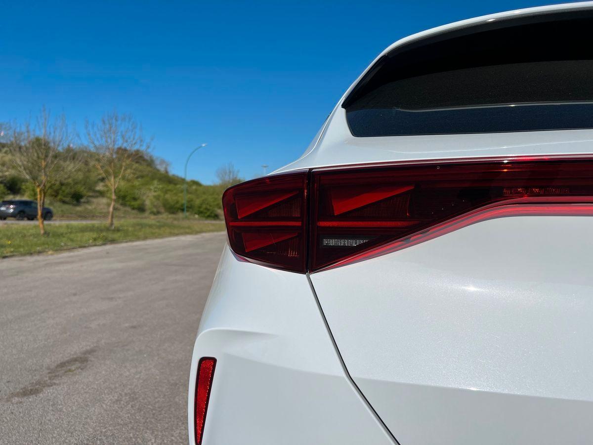 CUPRA Formentor 1.5 e-HYBRID150 kW (204 CV) pHEV DSG 6 marce2WD