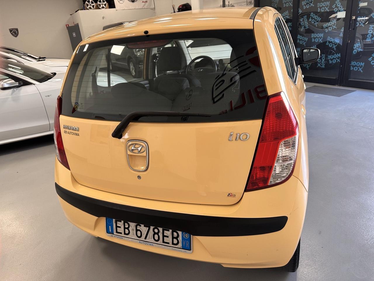 HYUNDAI I 10 1.1 BENZINA CAMBIO AUTOMATICO (78000 MILA KM )